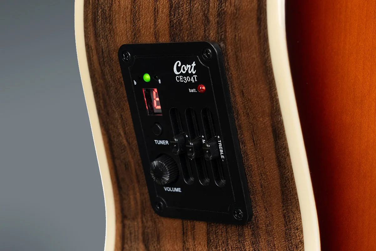 Cort CE304T Vorverstärker der EXOTIC-GA Walnut